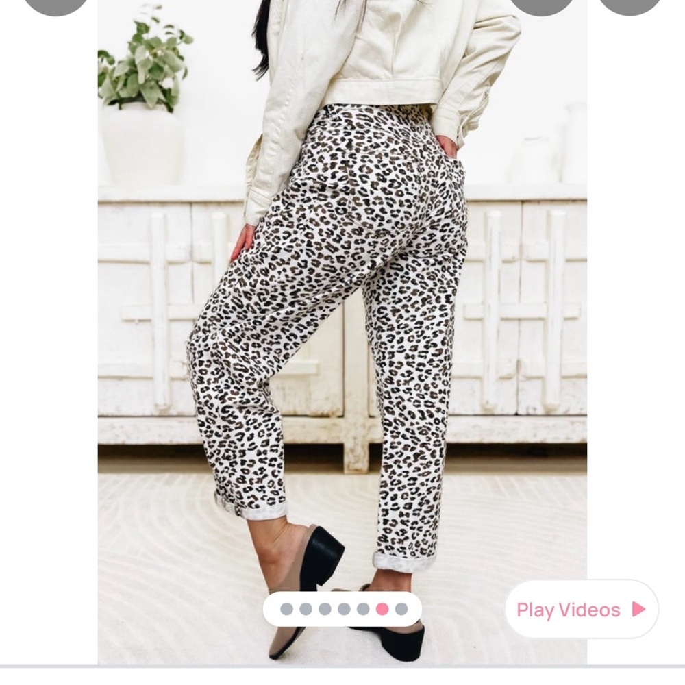 Stylish Leopard Print Barrel Jeans